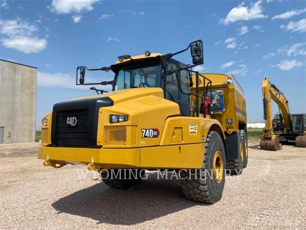 CAT 740 GC Kĺbové nákladné autá