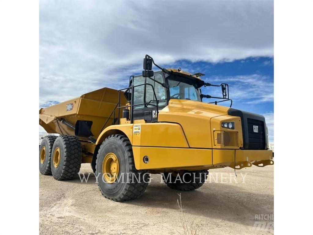 CAT 740 GC Kĺbové nákladné autá