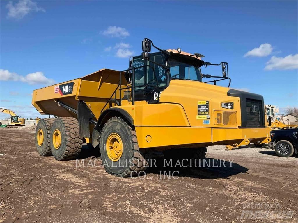 CAT 740 GC Kĺbové nákladné autá