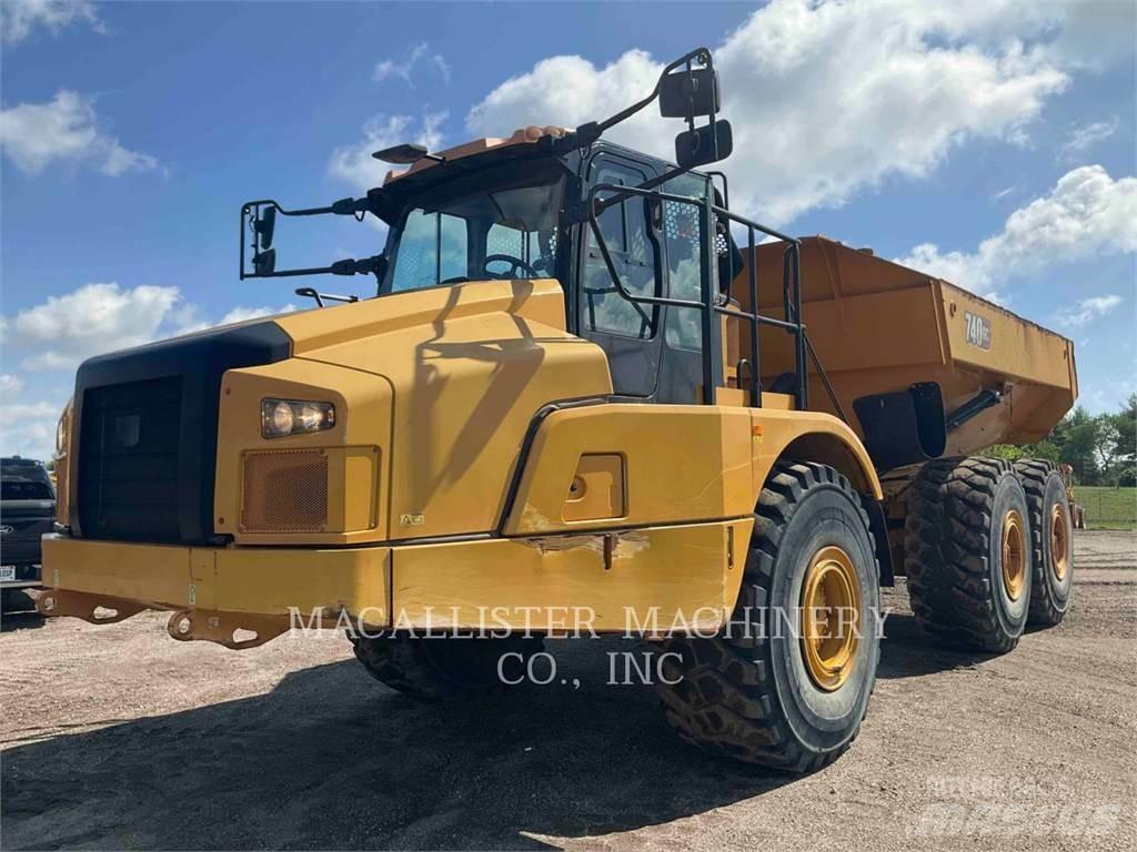 CAT 740 GC Kĺbové nákladné autá