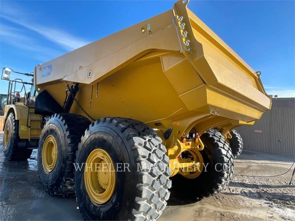 CAT 740 GC TG Kĺbové nákladné autá