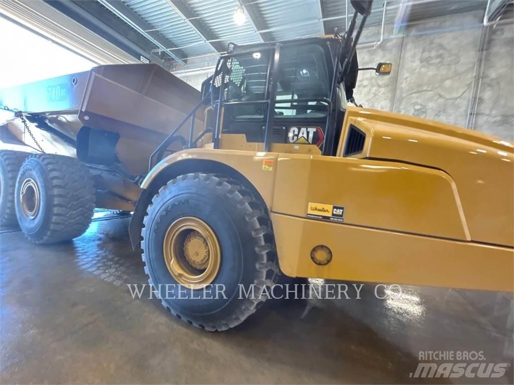 CAT 740 GC TG Kĺbové nákladné autá