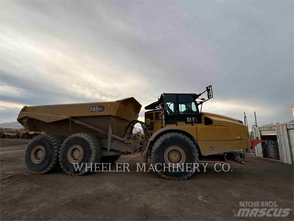 CAT 740 GC TG Kĺbové nákladné autá