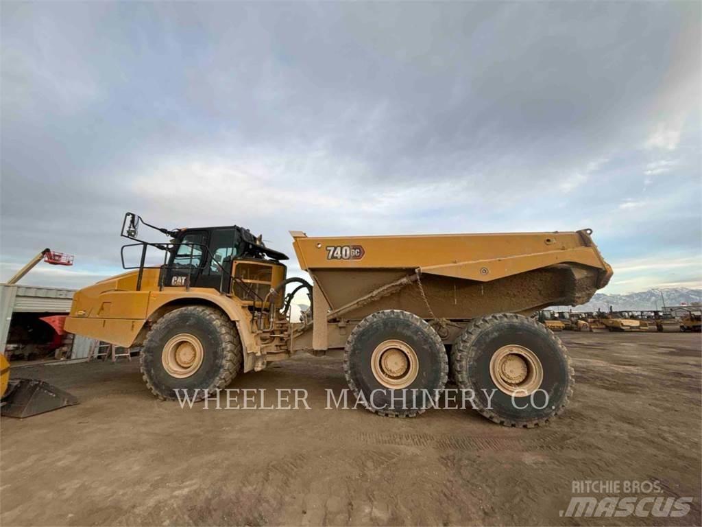 CAT 740 GC TG Kĺbové nákladné autá