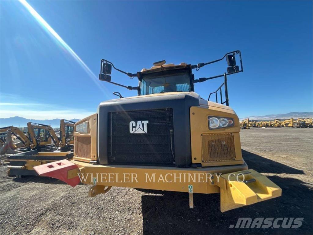 CAT 740 GC TG Kĺbové nákladné autá