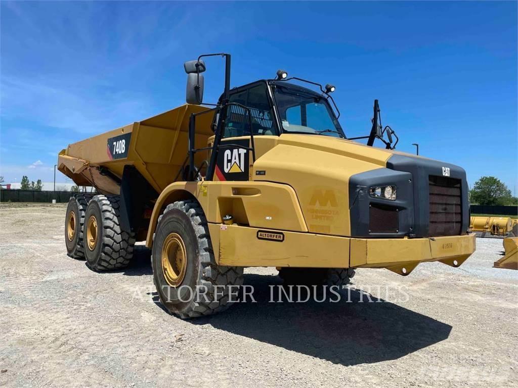 CAT 740B Kĺbové nákladné autá