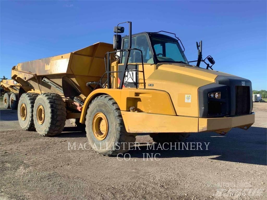 CAT 740B Kĺbové nákladné autá