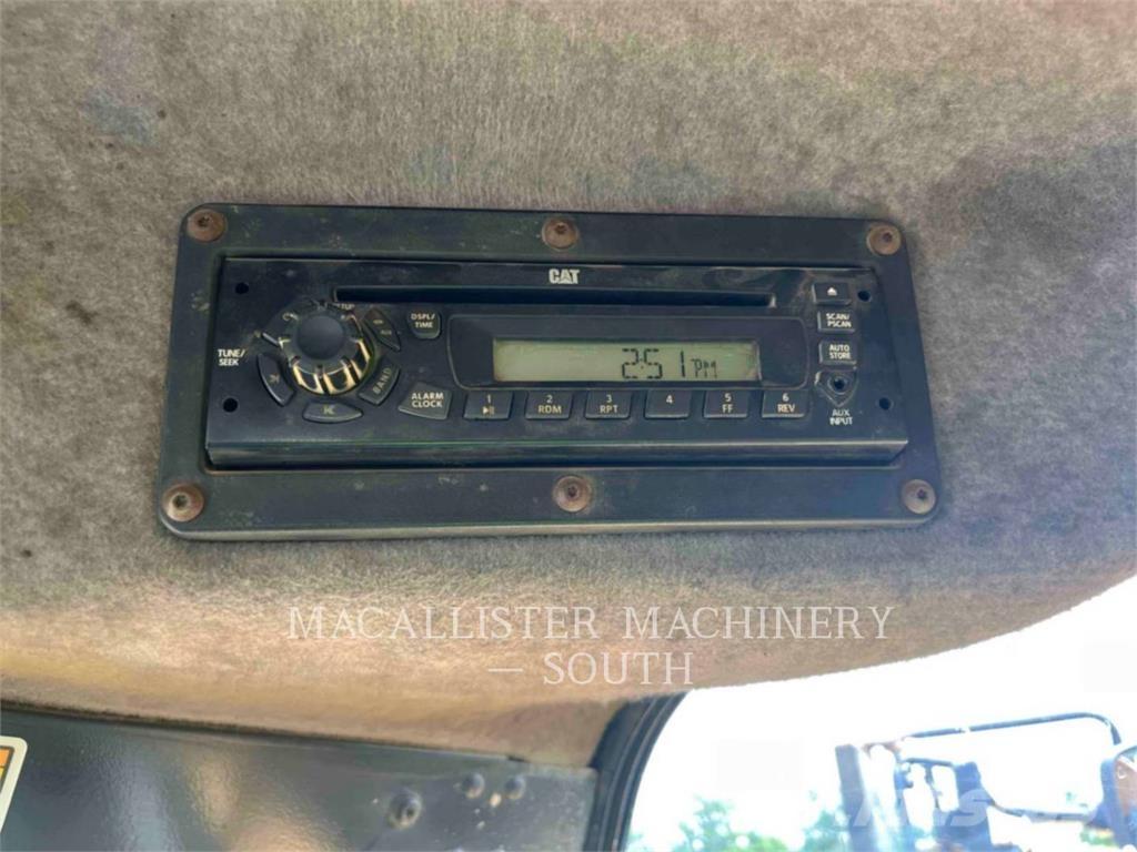 CAT 740B Kĺbové nákladné autá