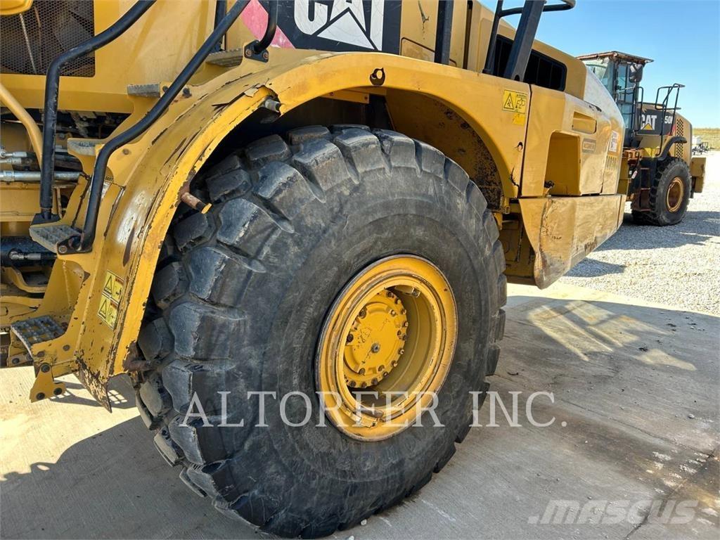 CAT 740B Kĺbové nákladné autá