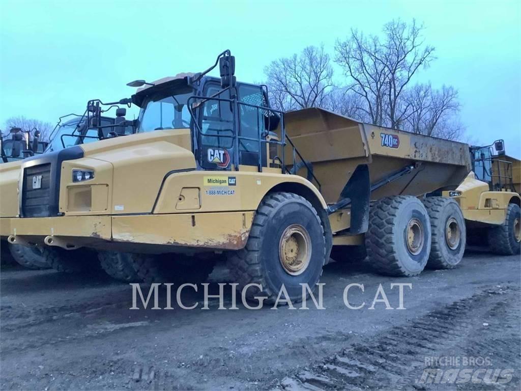 CAT 740GC Kĺbové nákladné autá