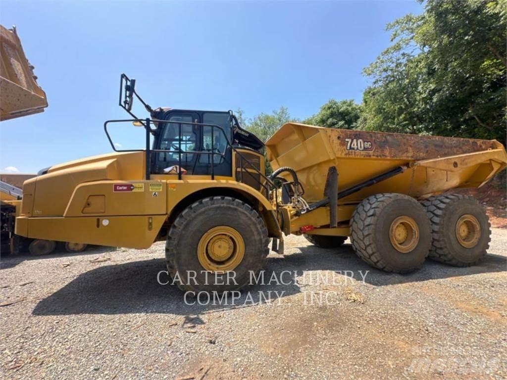 CAT 740GC Kĺbové nákladné autá