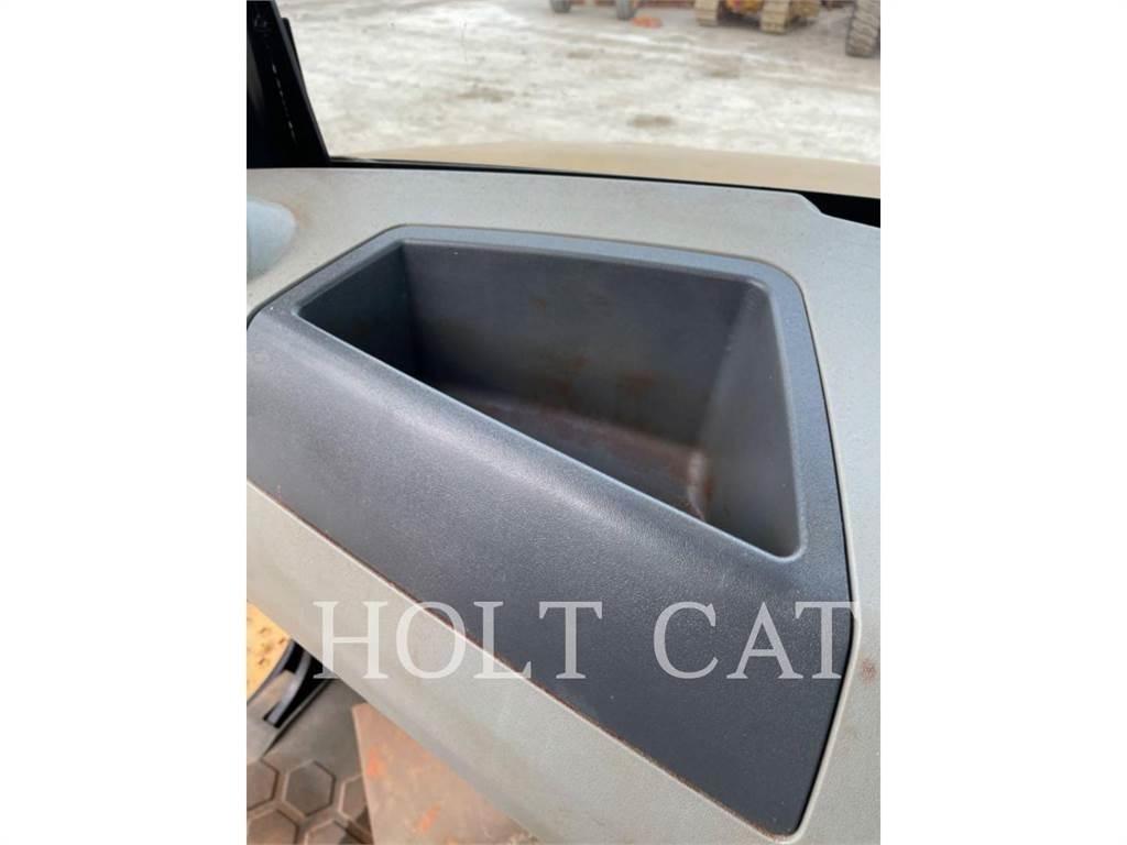 CAT 740GC Kĺbové nákladné autá