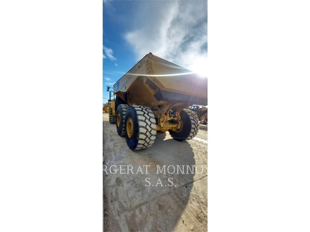 CAT 740GC Kĺbové nákladné autá