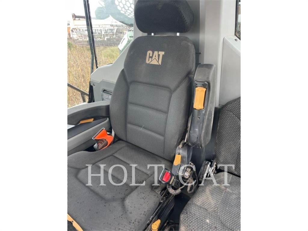 CAT 740GC Kĺbové nákladné autá