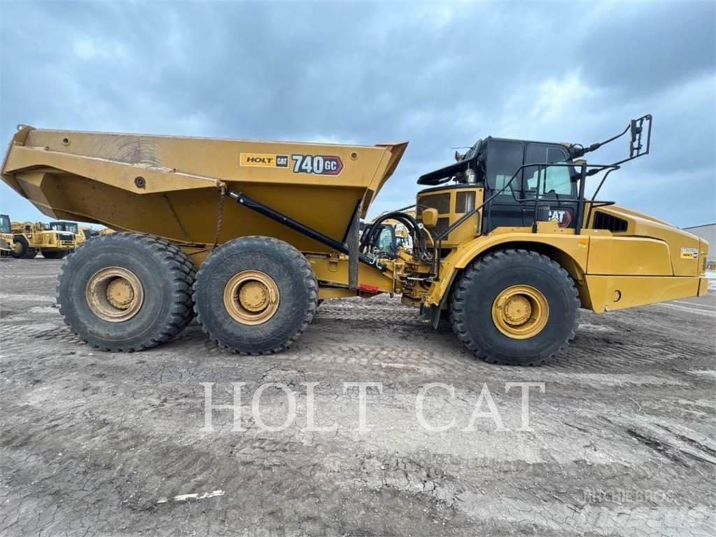 CAT 740GC Kolesové nakladače