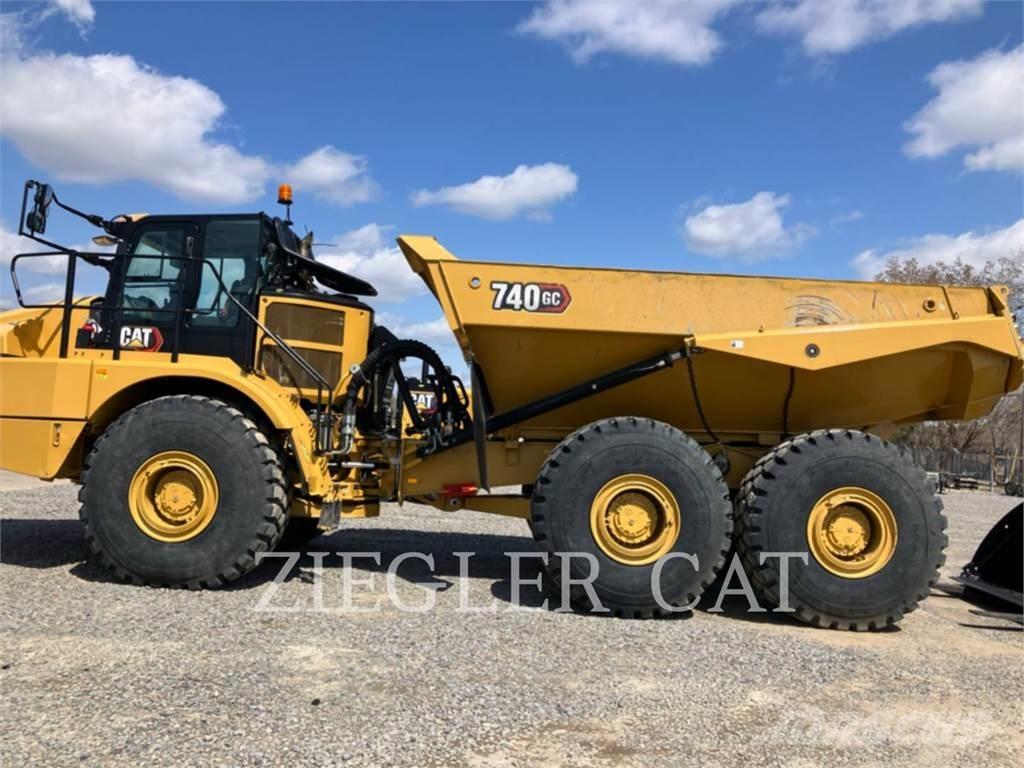 CAT 740GC Kĺbové nákladné autá