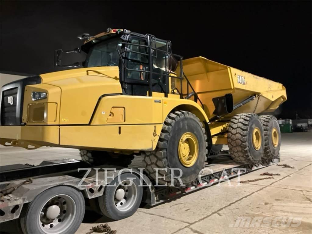 CAT 740GC Kĺbové nákladné autá