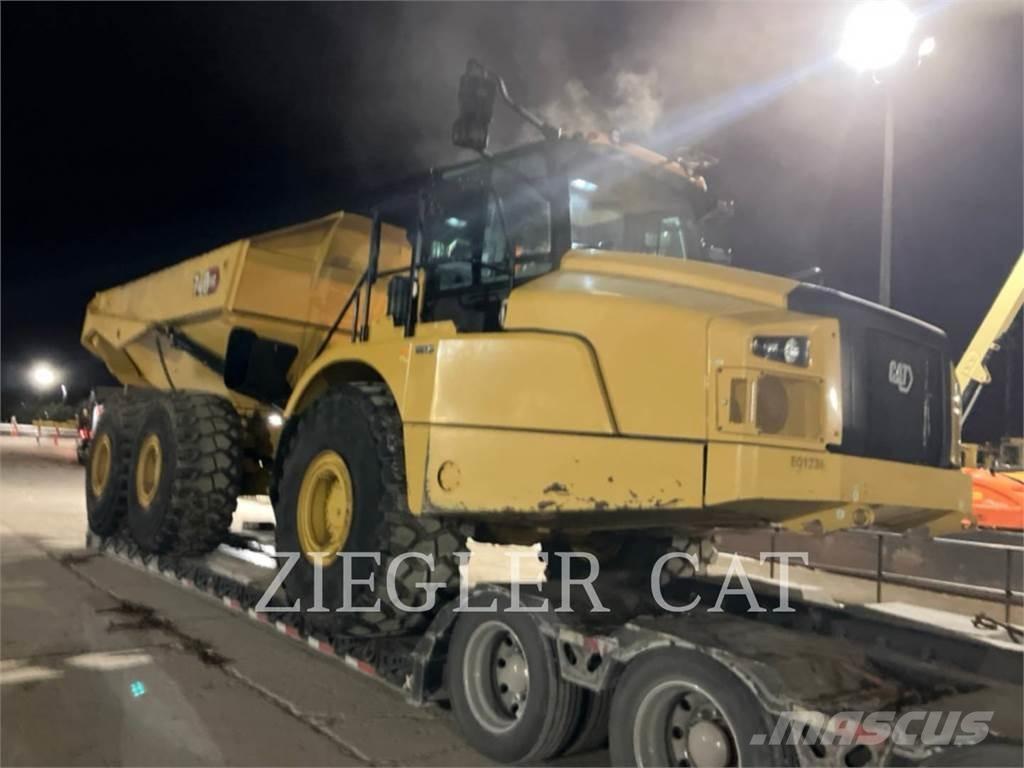 CAT 740GC Kĺbové nákladné autá