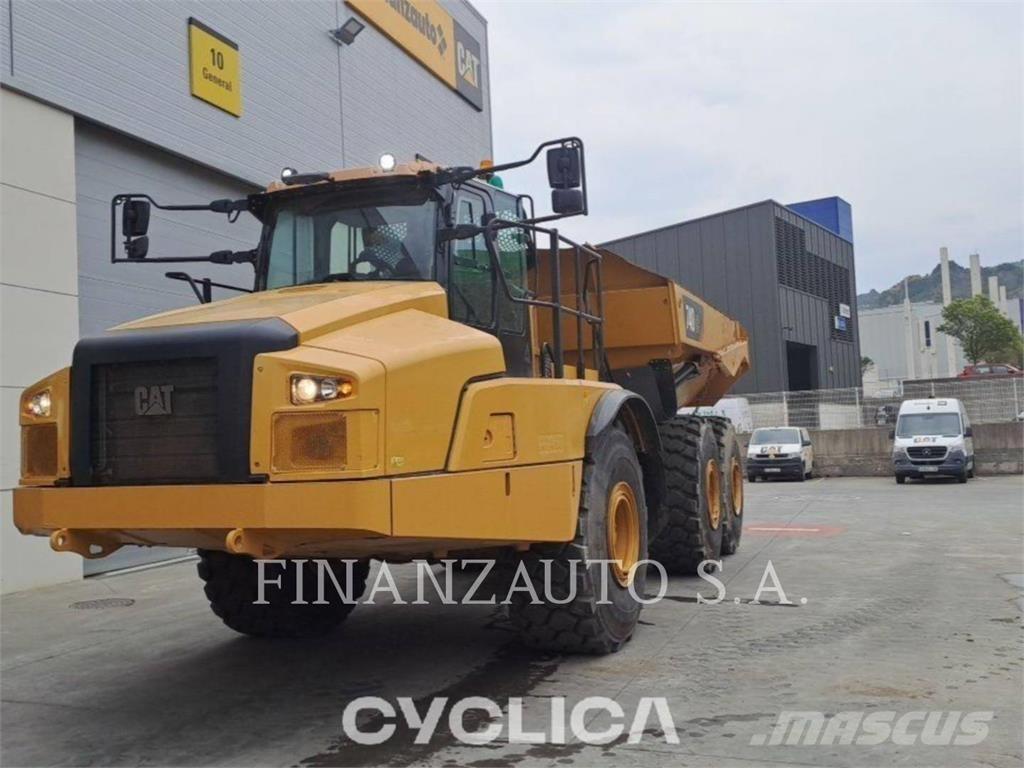 CAT 740GC Kĺbové nákladné autá