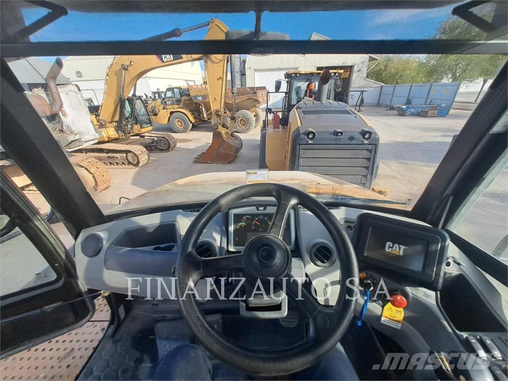 CAT 740GC Kĺbové nákladné autá