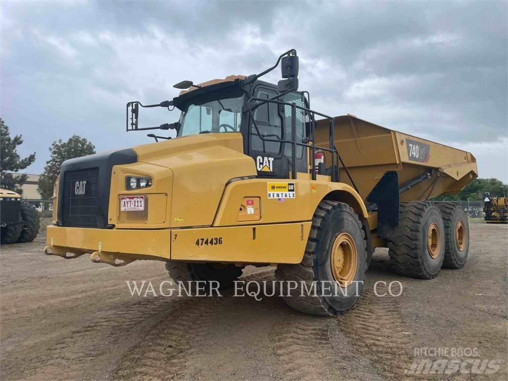 CAT 740GC Kĺbové nákladné autá