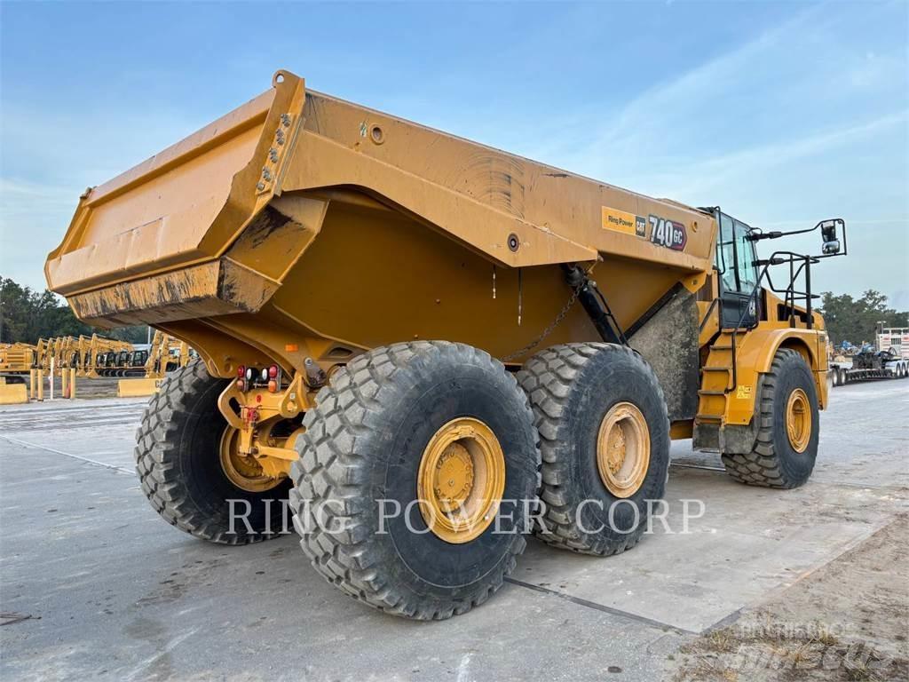 CAT 740GCTG Kĺbové nákladné autá