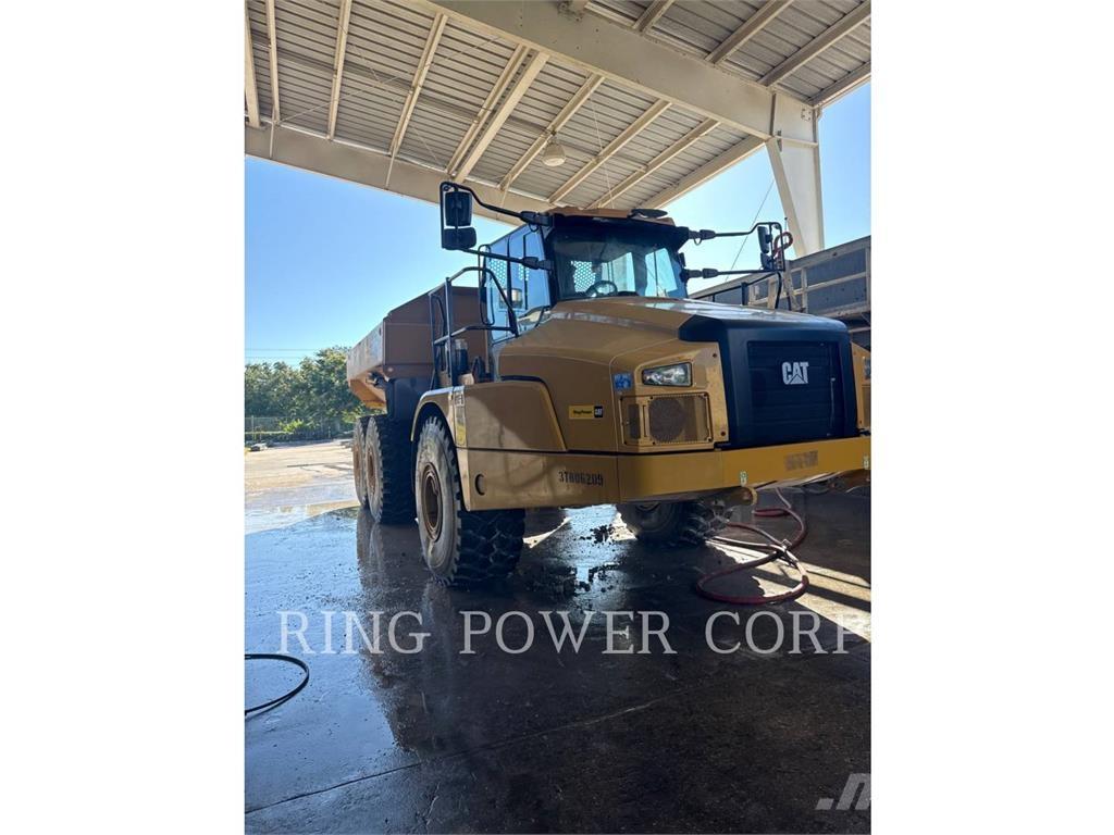 CAT 740WW Cisternové nákladné vozidlá