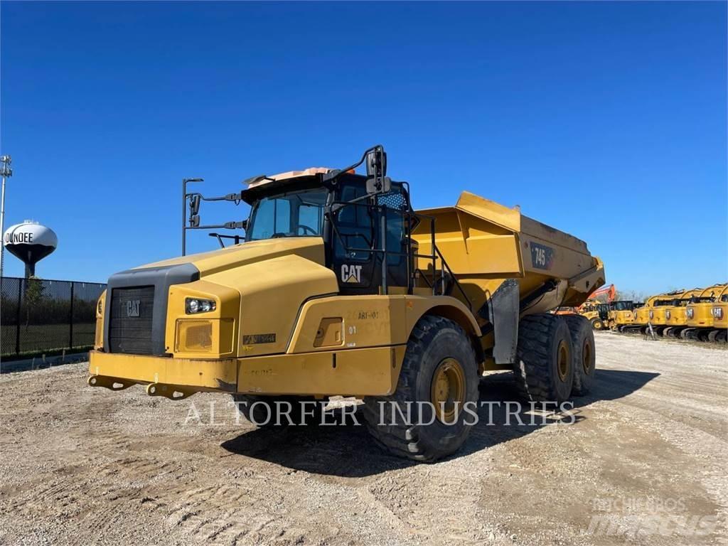 CAT 745 Kĺbové nákladné autá