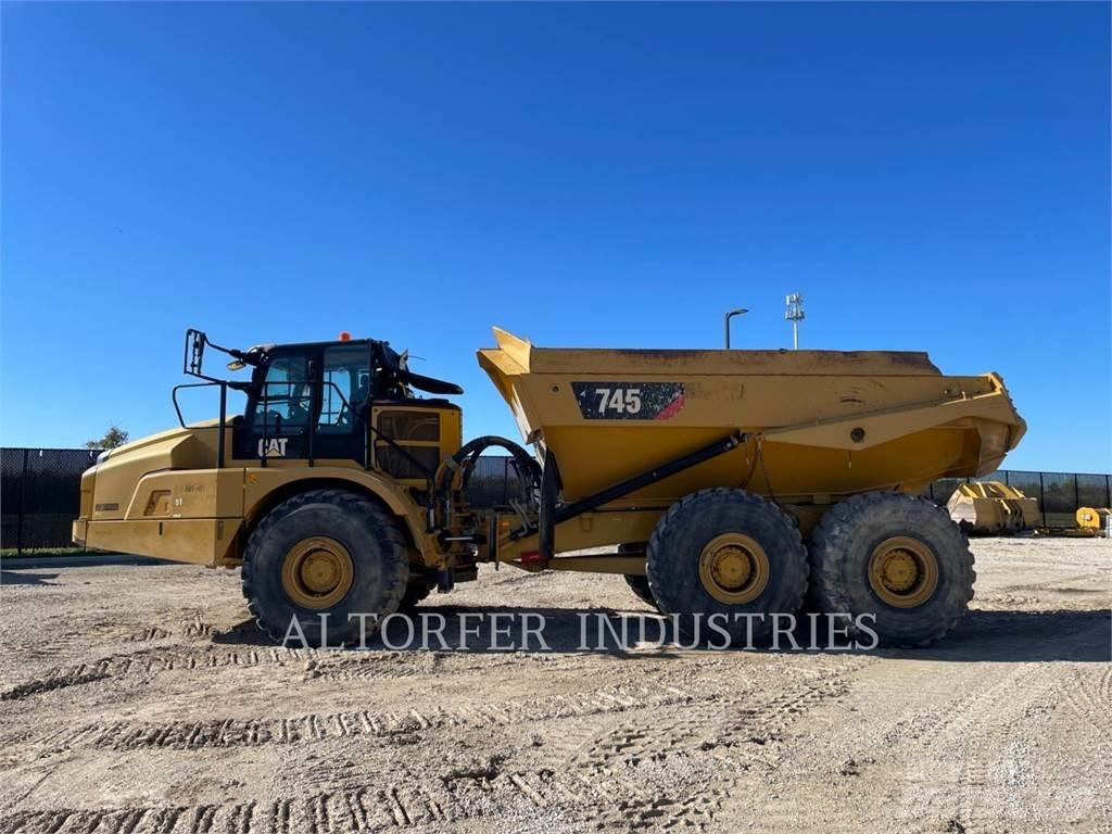 CAT 745 Kĺbové nákladné autá