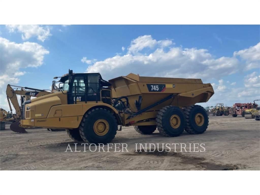 CAT 745 Kĺbové nákladné autá