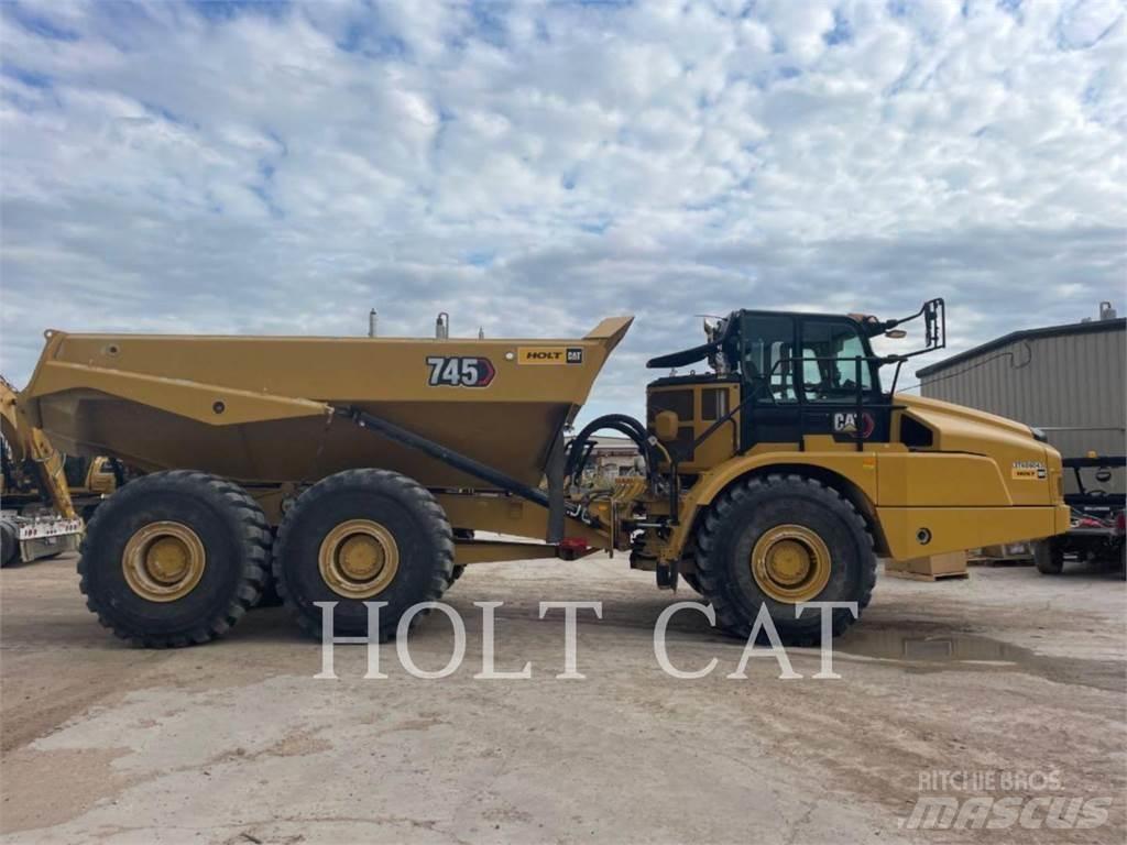 CAT 745 Kĺbové nákladné autá