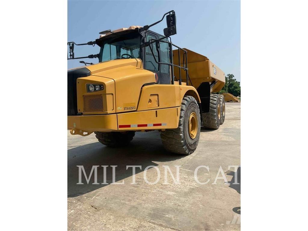 CAT 745 Kĺbové nákladné autá