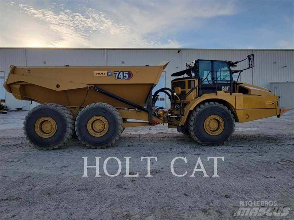 CAT 745 Kĺbové nákladné autá