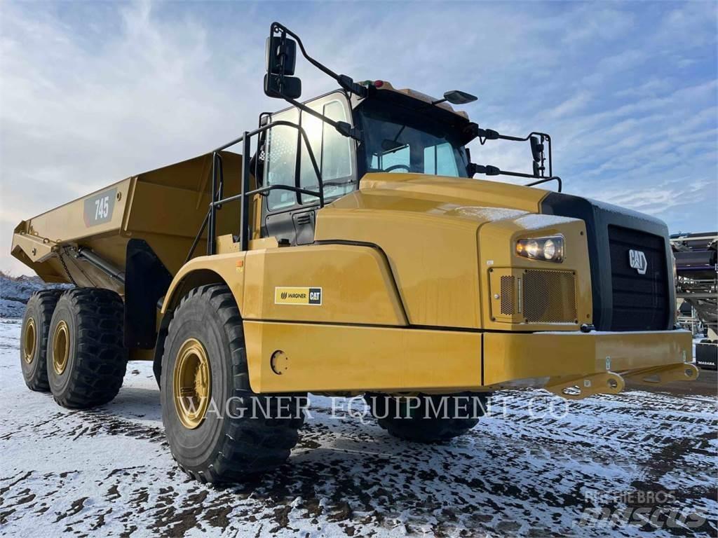 CAT 745 Kĺbové nákladné autá