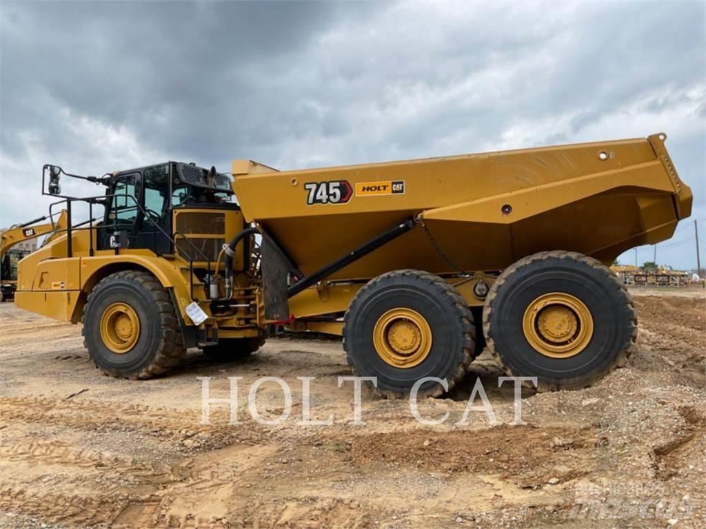 CAT 745 Kĺbové nákladné autá