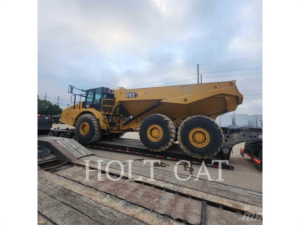 CAT 745 Kĺbové nákladné autá