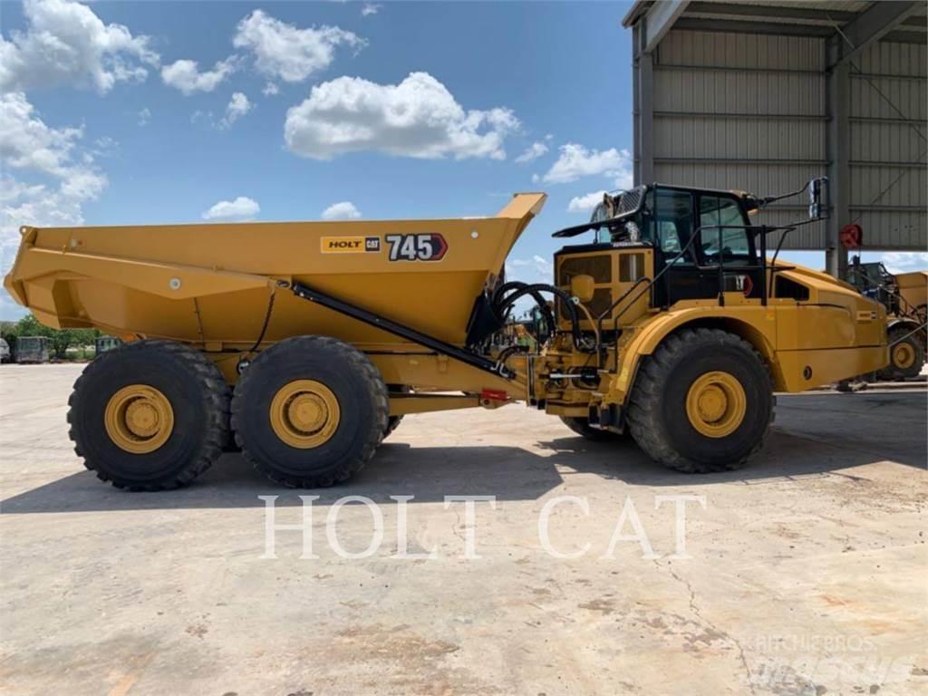 CAT 745 Kĺbové nákladné autá