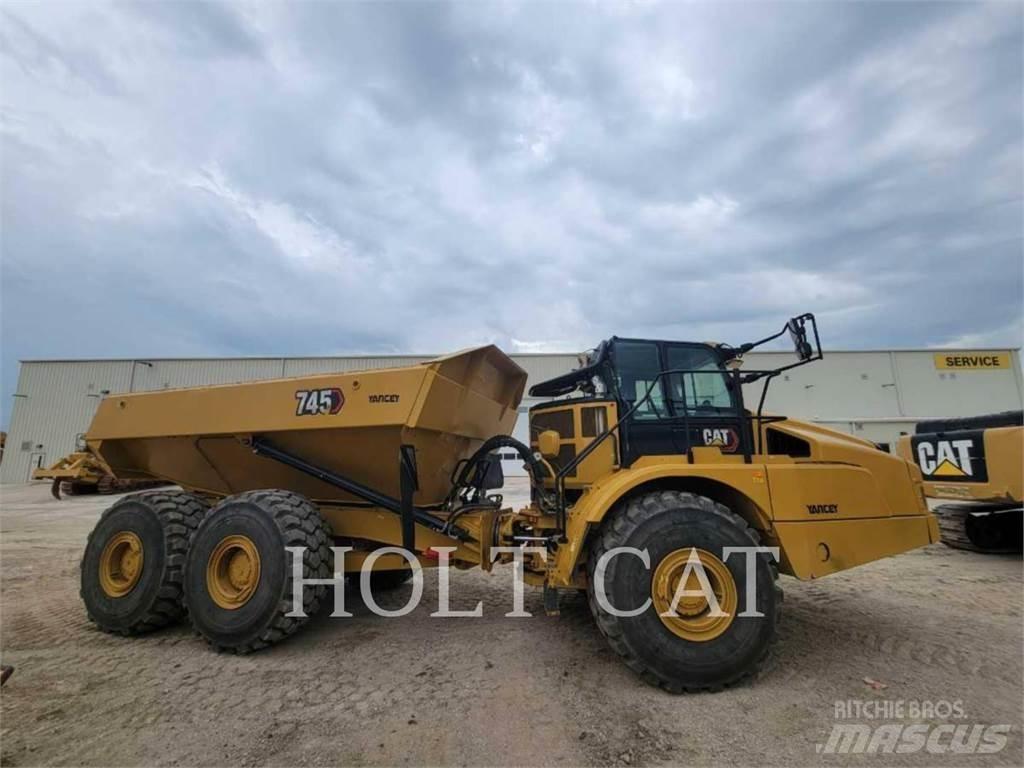 CAT 745 Kĺbové nákladné autá