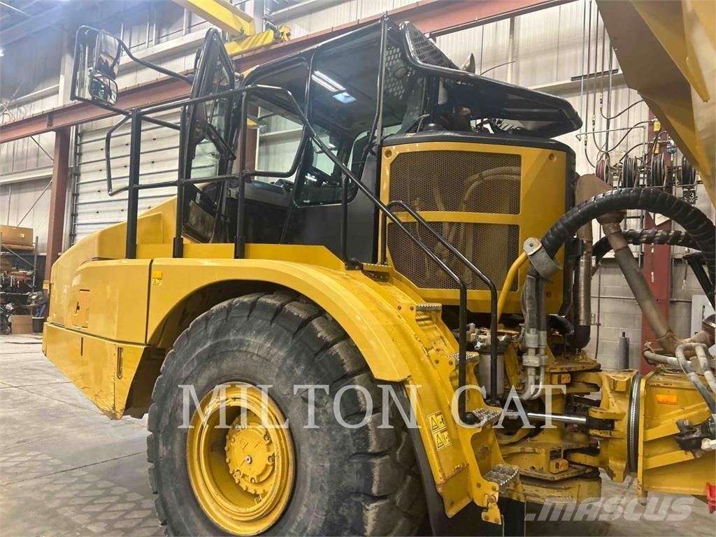 CAT 745 Kĺbové nákladné autá