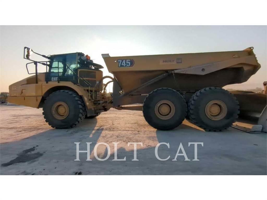 CAT 745 Kĺbové nákladné autá