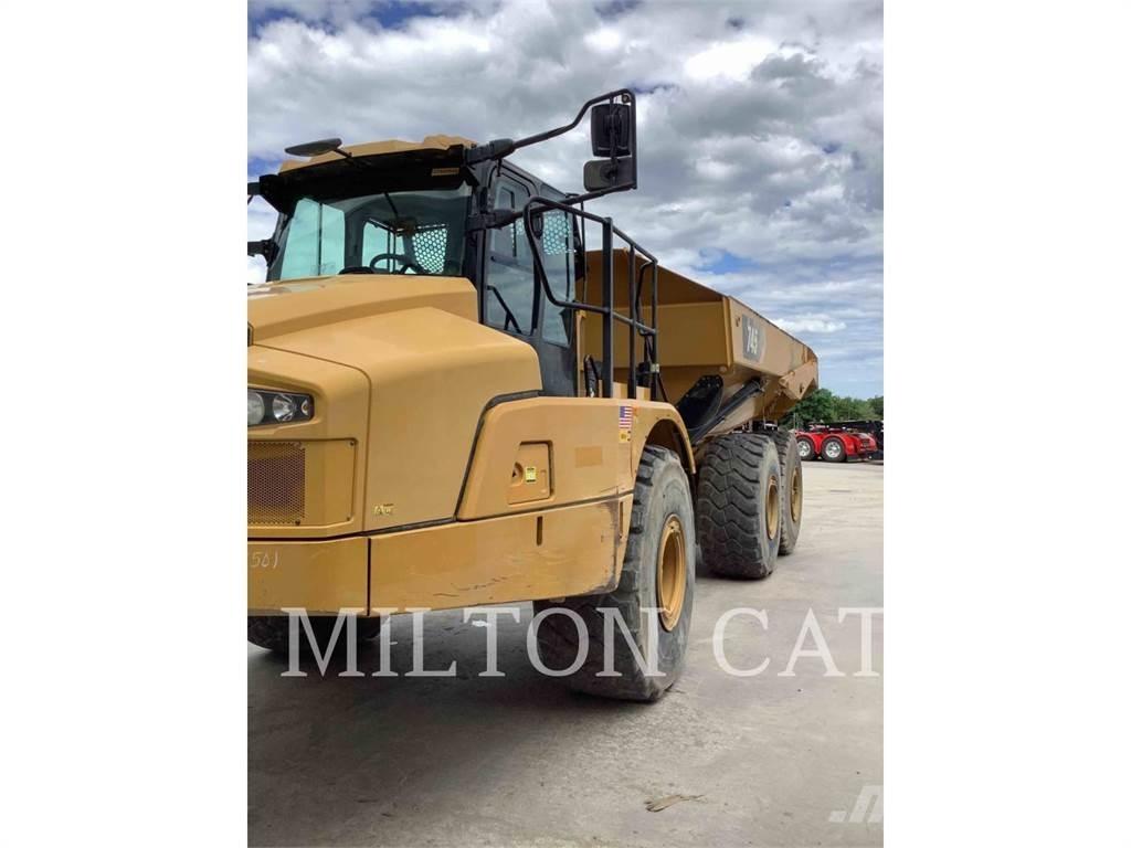 CAT 745 Kĺbové nákladné autá