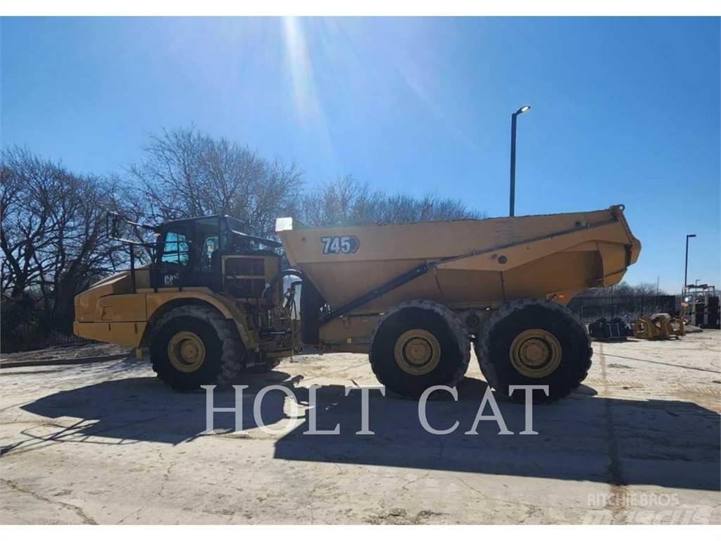 CAT 745 Kĺbové nákladné autá