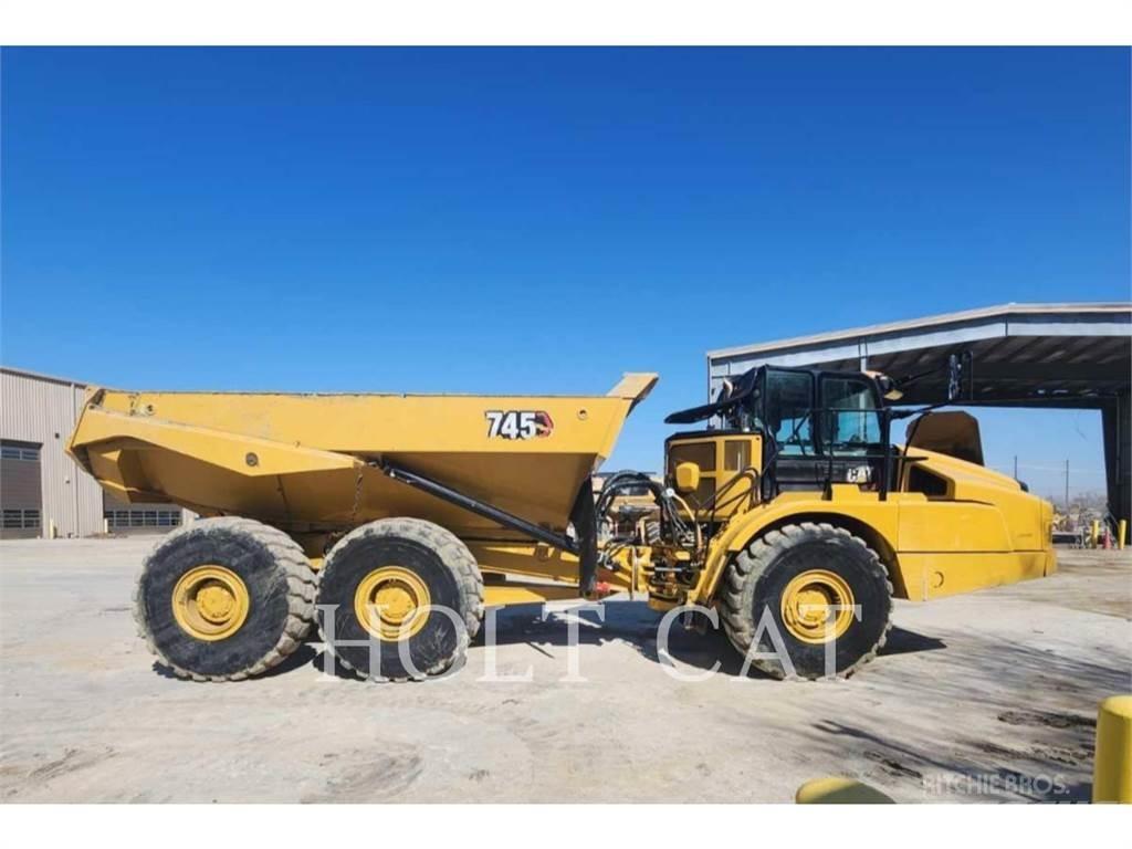 CAT 745 Kĺbové nákladné autá