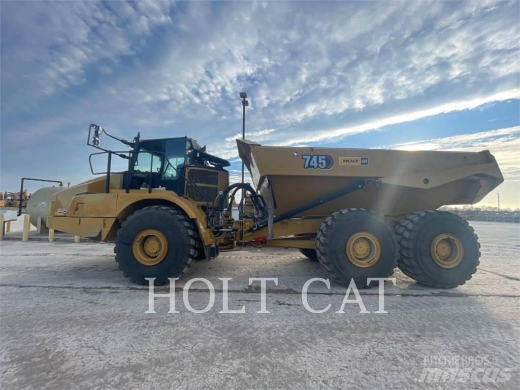 CAT 745 Kĺbové nákladné autá