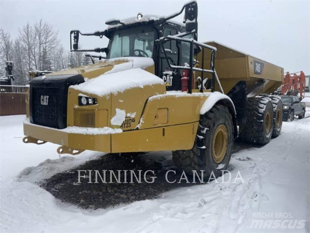 CAT 745 Kĺbové nákladné autá