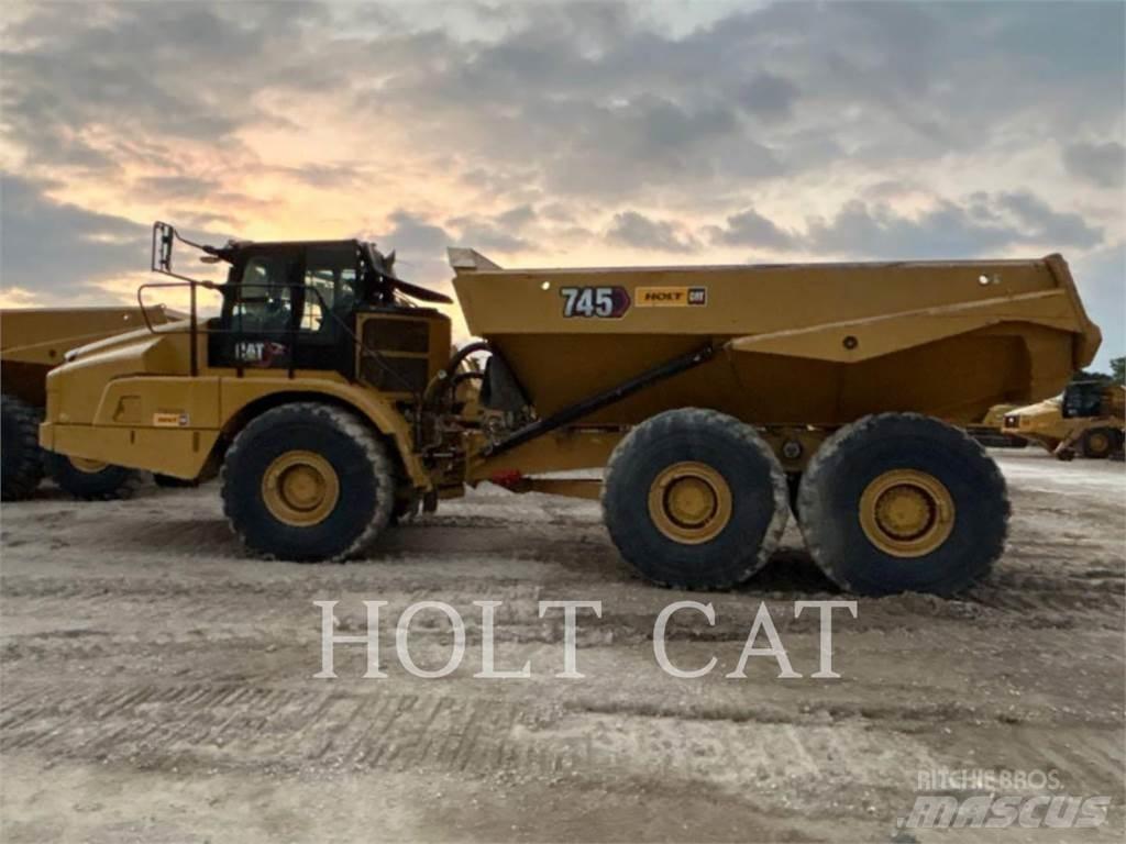 CAT 745 Kĺbové nákladné autá