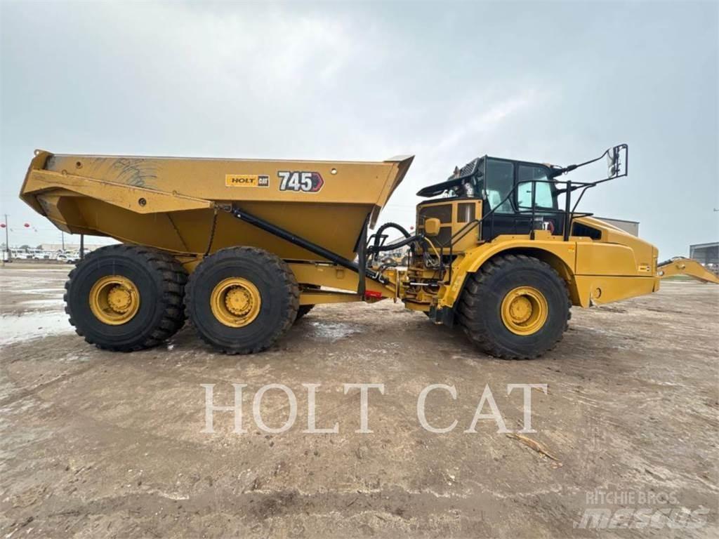 CAT 745 Kĺbové nákladné autá