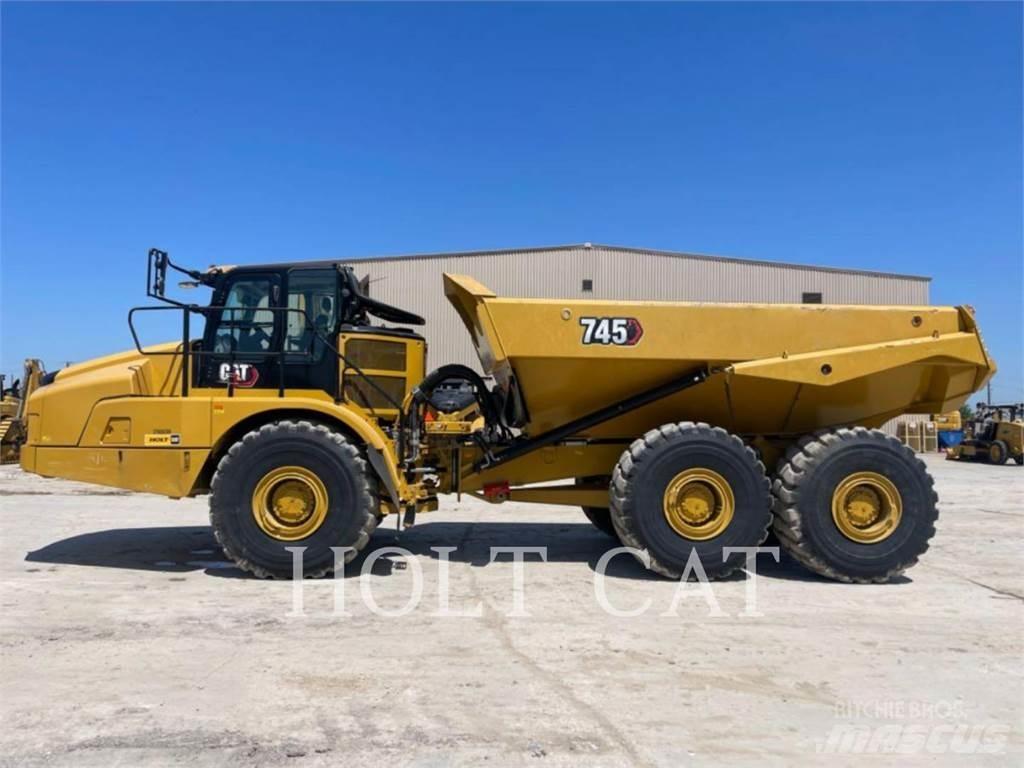 CAT 745 Kĺbové nákladné autá