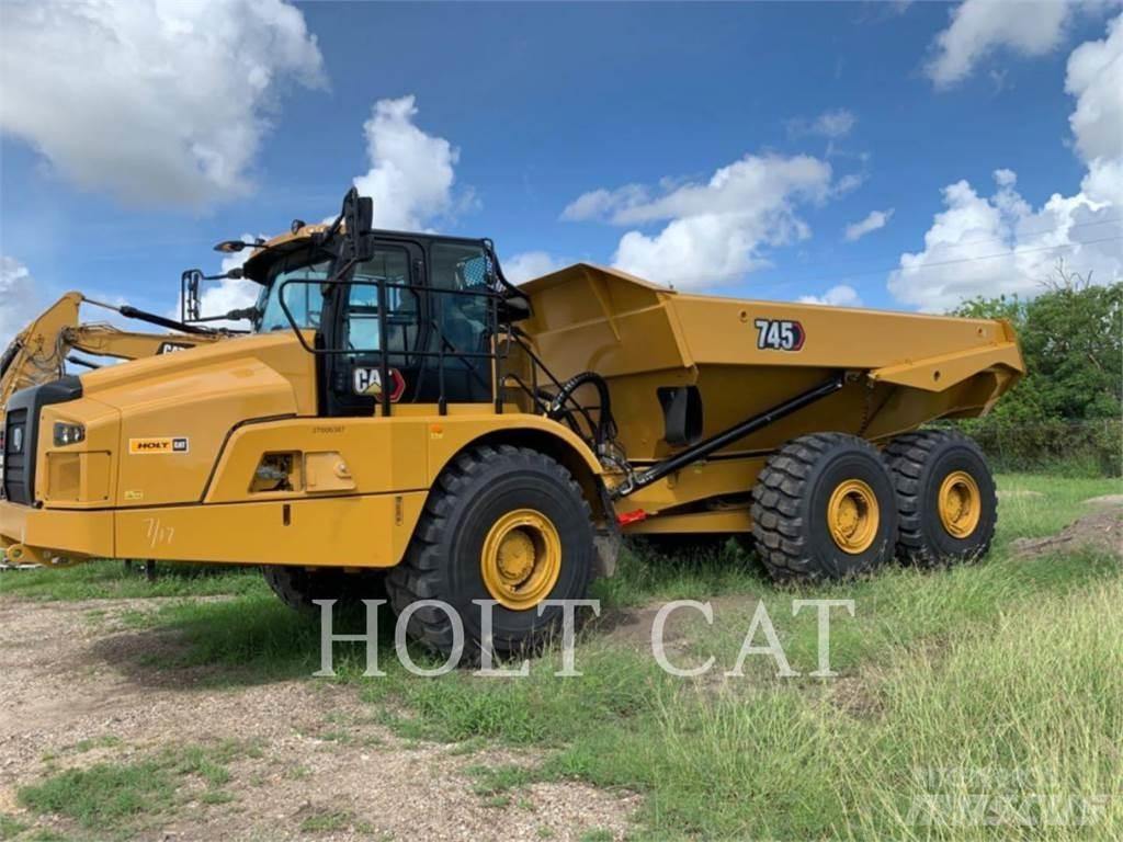 CAT 745 Kĺbové nákladné autá