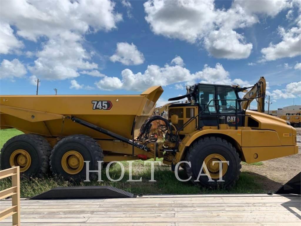 CAT 745 Kĺbové nákladné autá